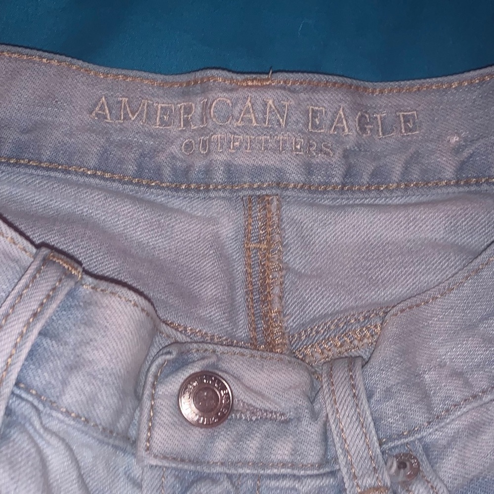 America eagle light wash shorts